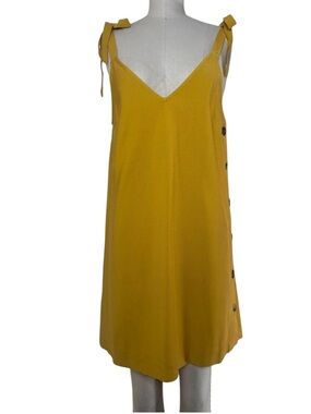 Topshop Viscose Twill Tie Dress W/ Wooden Button Down Closure at Side Size 6.